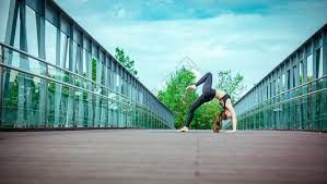 封面来了！冯彦哲／黄东萍：信念为炬，更上一层楼